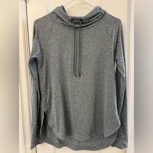 Athleta hooded workout top women’s small